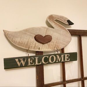 Primitive Swan Decor